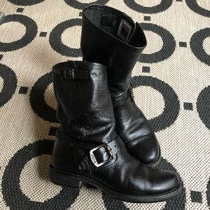 Frye Veronica short boot